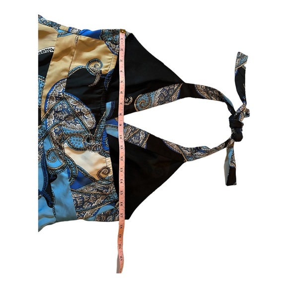 Attention halter top paisley print. - Picture 11 of 12